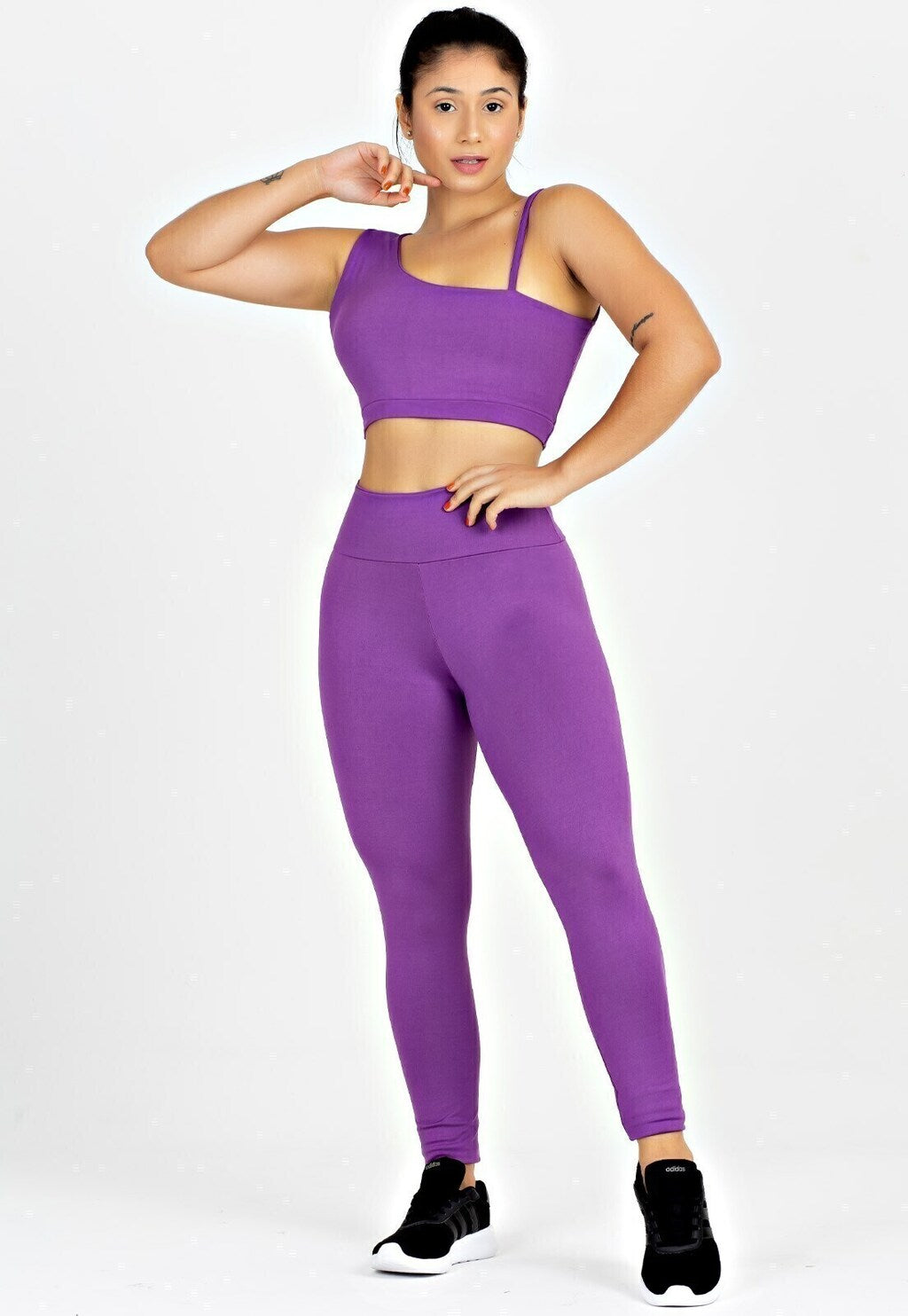 Conjunto Fitness Feminino Estiloso e Confortável – Pague 1 e Leve 2 Conjuntos